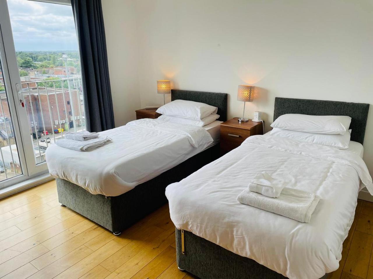 Apartamento Watford Centre - Luxury Penthouse Exterior foto